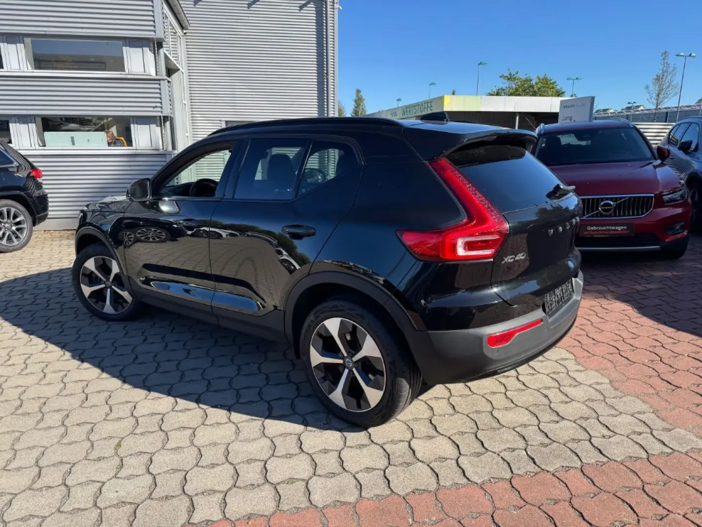 XC40 B4 B DKG Ultimate Dark HarmanKardon ACC