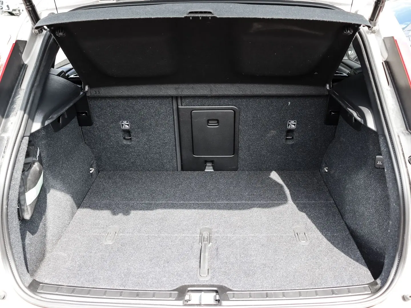 XC40 Plus Dark 2WD B3 EU6d El. Panodach Digitale