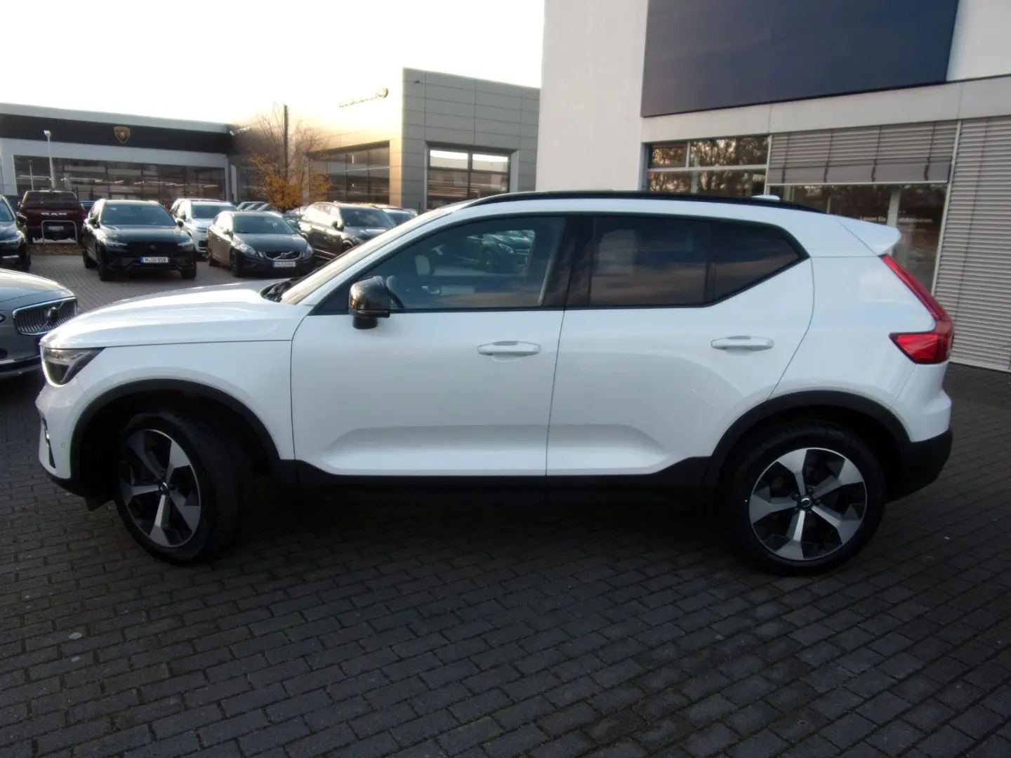XC 40 B3 Plus Dark 2WD