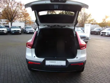 XC 40 B3 Plus Dark 2WD