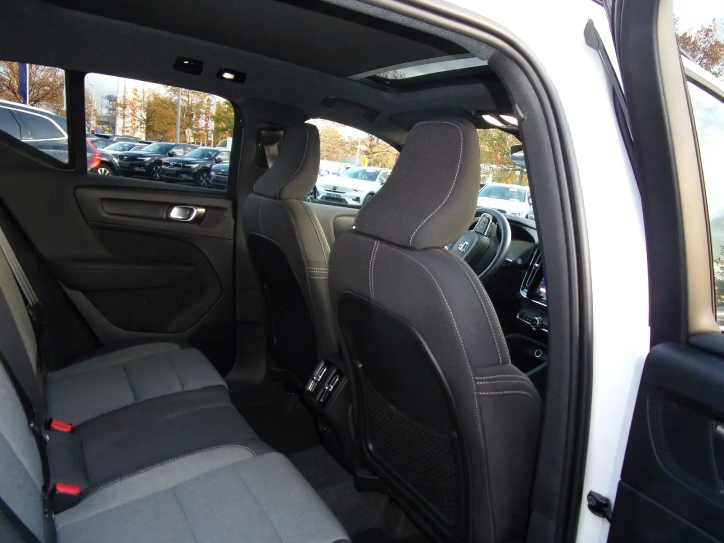 XC 40 B3 Plus Dark 2WD