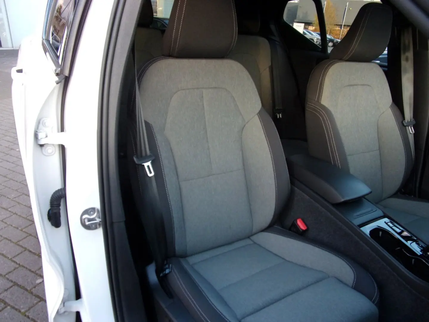 XC 40 B3 Plus Dark 2WD