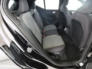 XC40 Plus Dark ACC BLIS PANODACH 360 PIXEL 0 99%