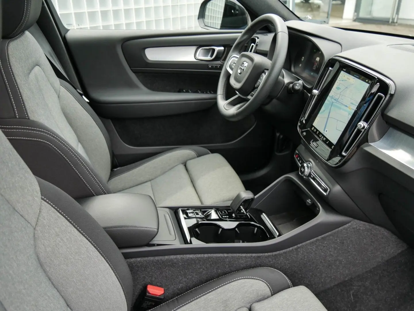 XC40 B4 Plus Memory Pano 360