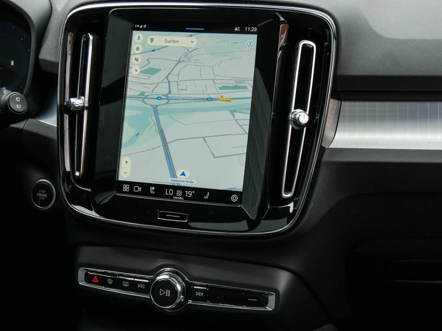 XC40 B4 Plus Memory Pano 360