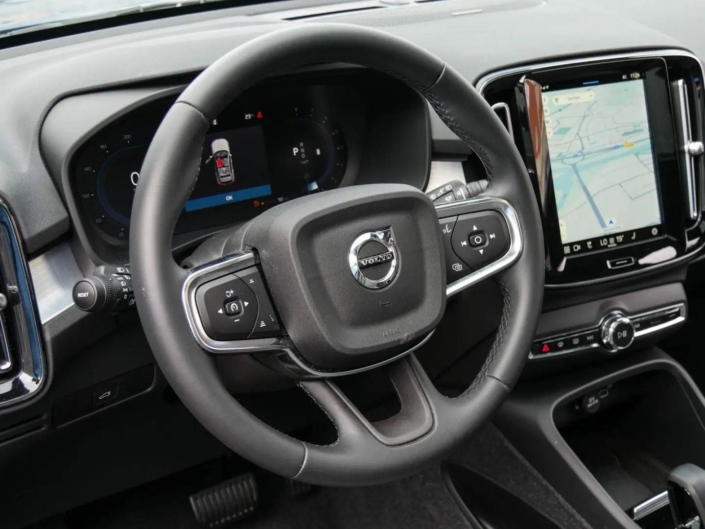 XC40 B4 Plus Memory Pano 360