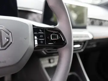 MG3 Hybrid  Standard