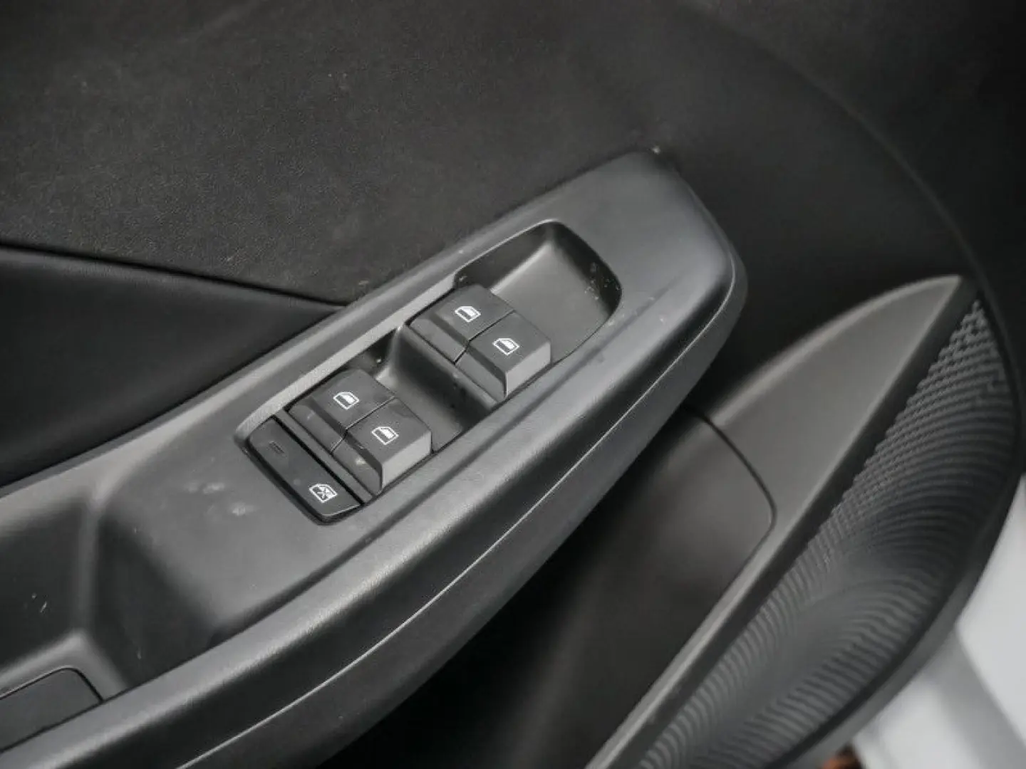 MG3 Hybrid  Standard