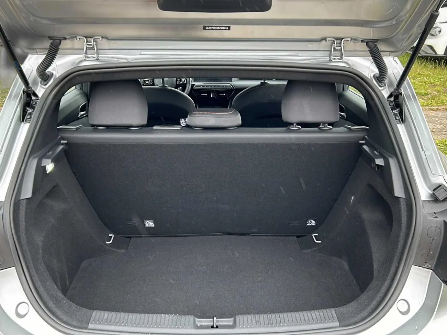 MG3 1.5 Hybrid  143kW   KAMERA ALLWETTER