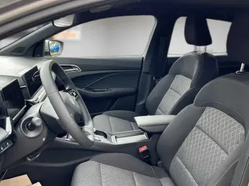 MG3 1.5 Hybrid  143kW   KAMERA ALLWETTER