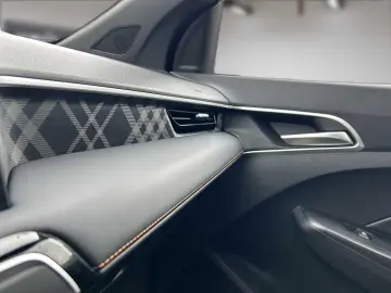 MG3 1.5 Hybrid  143kW   KAMERA ALLWETTER