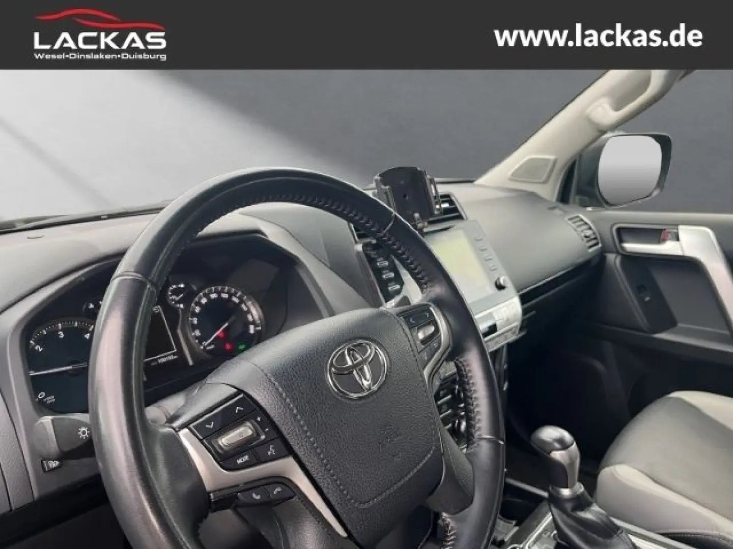 Land Cruiser TEC-Edition 2.8 D 4-D AHK TOP LEDER