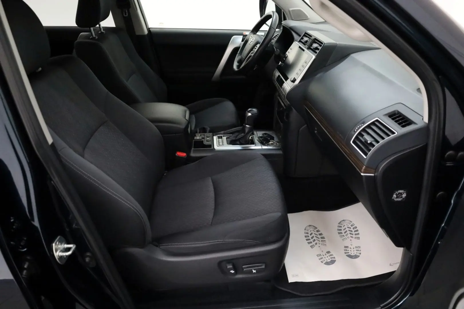 Land Cruiser Executive Aut. LED Kamera ACC AHK