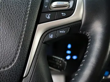 Land Cruiser Executive Aut. LED Kamera ACC AHK