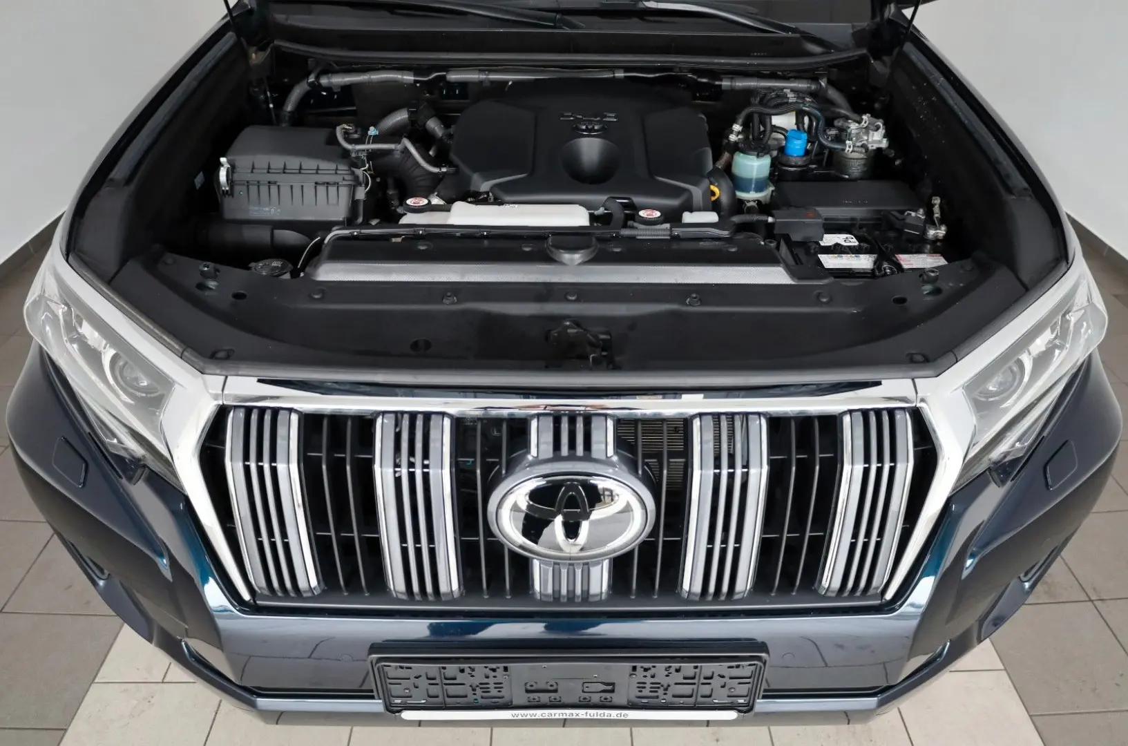 Land Cruiser Executive Aut. LED Kamera ACC AHK