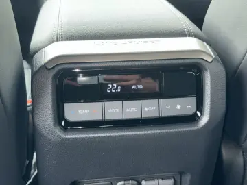 Land Cruiser 250 Executive 360  ACC Navi sofort