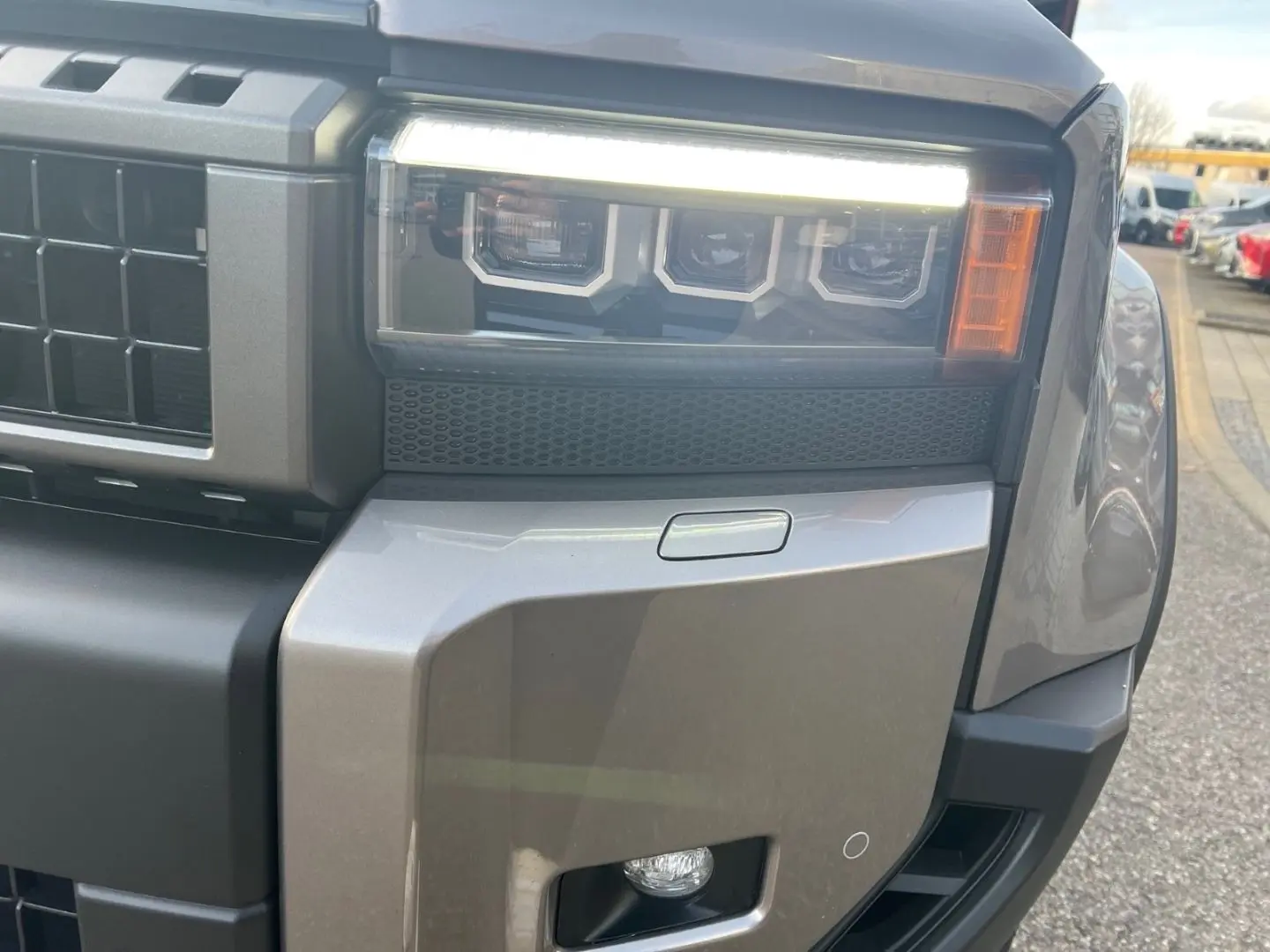 Land Cruiser 2 8 D-4D Executive LEDER BRAUN