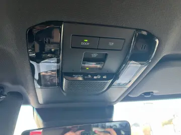 Land Cruiser 2 8 D-4D Executive LEDER BRAUN