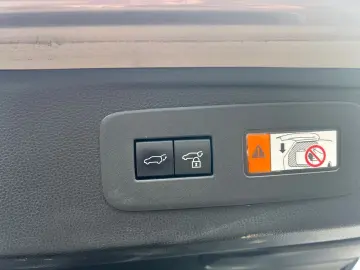 Land Cruiser 2 8 D-4D Executive LEDER BRAUN