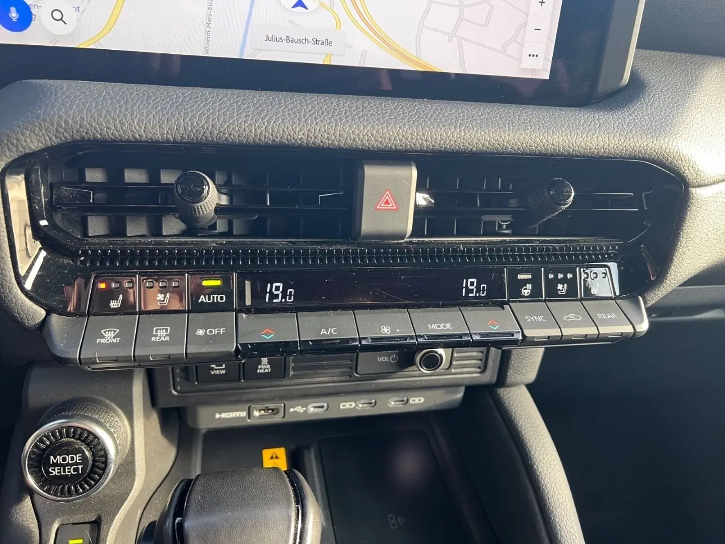 Land Cruiser 2 8 D-4D Executive LEDER BRAUN