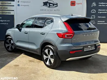 VOLVO XC40 Recharge Plug-In T4