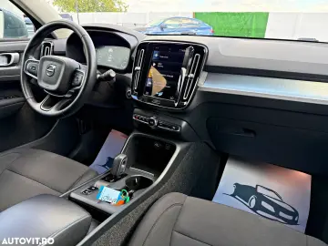 VOLVO XC40 Recharge Plug-In T4