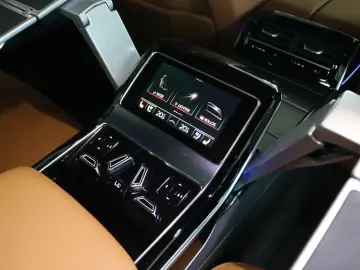 AUDI A8 60 TFSI e Long tiptronic Bang&Olufsen