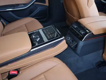 AUDI A8 50 TDI quattro SCHWARZ-COGNAC