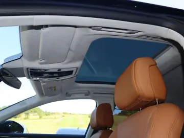 AUDI A8 50 TDI quattro SCHWARZ-COGNAC