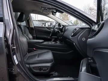 NX 450h   Executive Interieur Paket