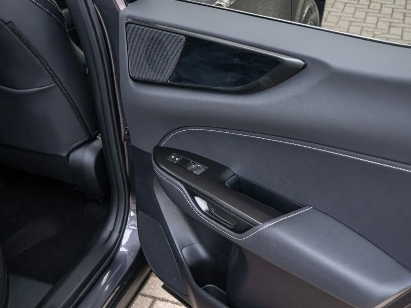 NX 450h   Executive Interieur Paket