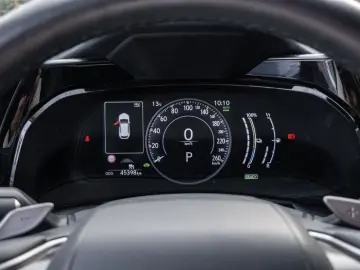 NX 450h   Executive Interieur Paket