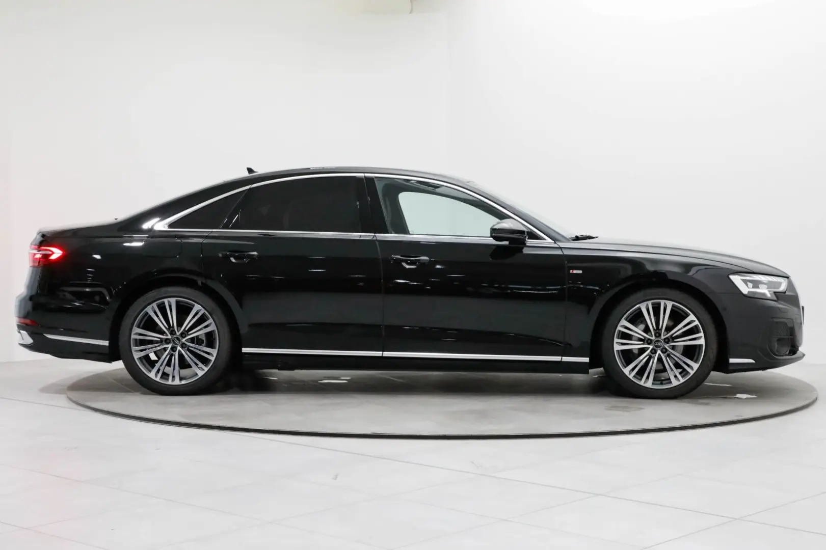 AUDI A8 50 TDI quattro S line B&O Panorama Matrix