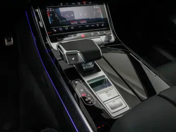 AUDI A8 50 TDI quattro S line B&O Panorama Matrix