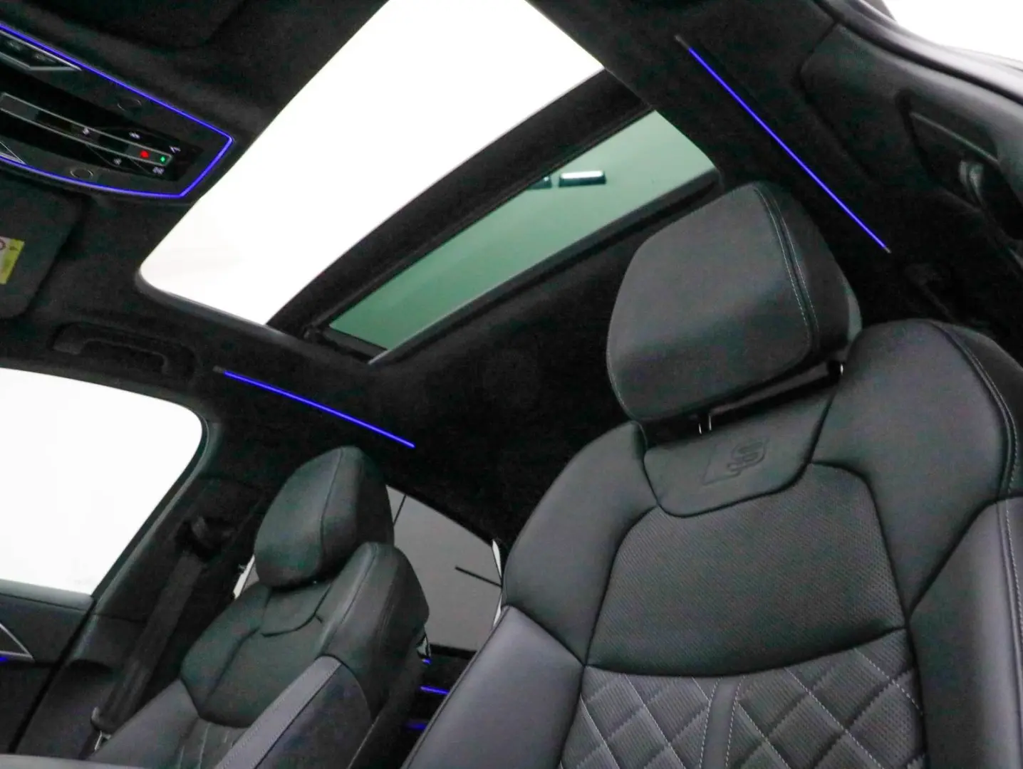 AUDI A8 50 TDI quattro S line B&O Panorama Matrix