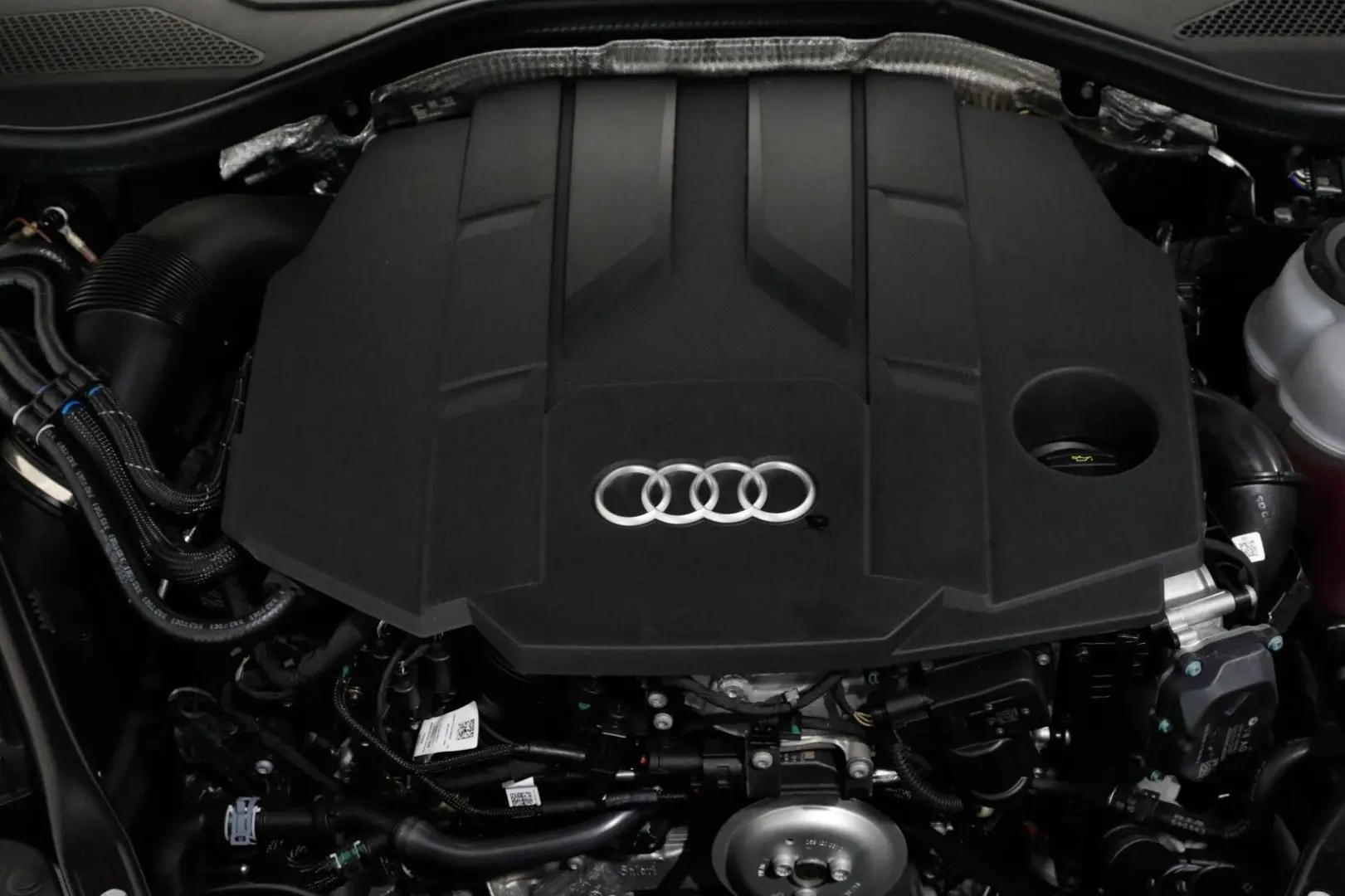 AUDI A8 50 TDI quattro S line B&O Panorama Matrix