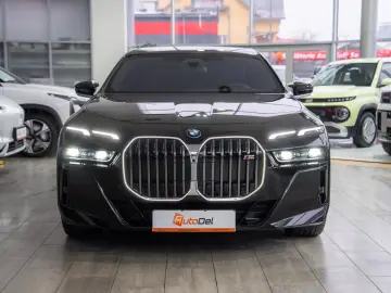 BMW Seria 7 M 760 e xDrive