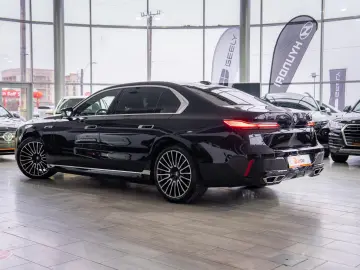 BMW Seria 7 M 760 e xDrive