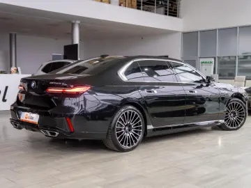 BMW Seria 7 M 760 e xDrive