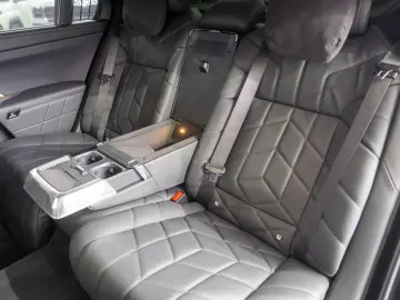 BMW Seria 7 M 760 e xDrive