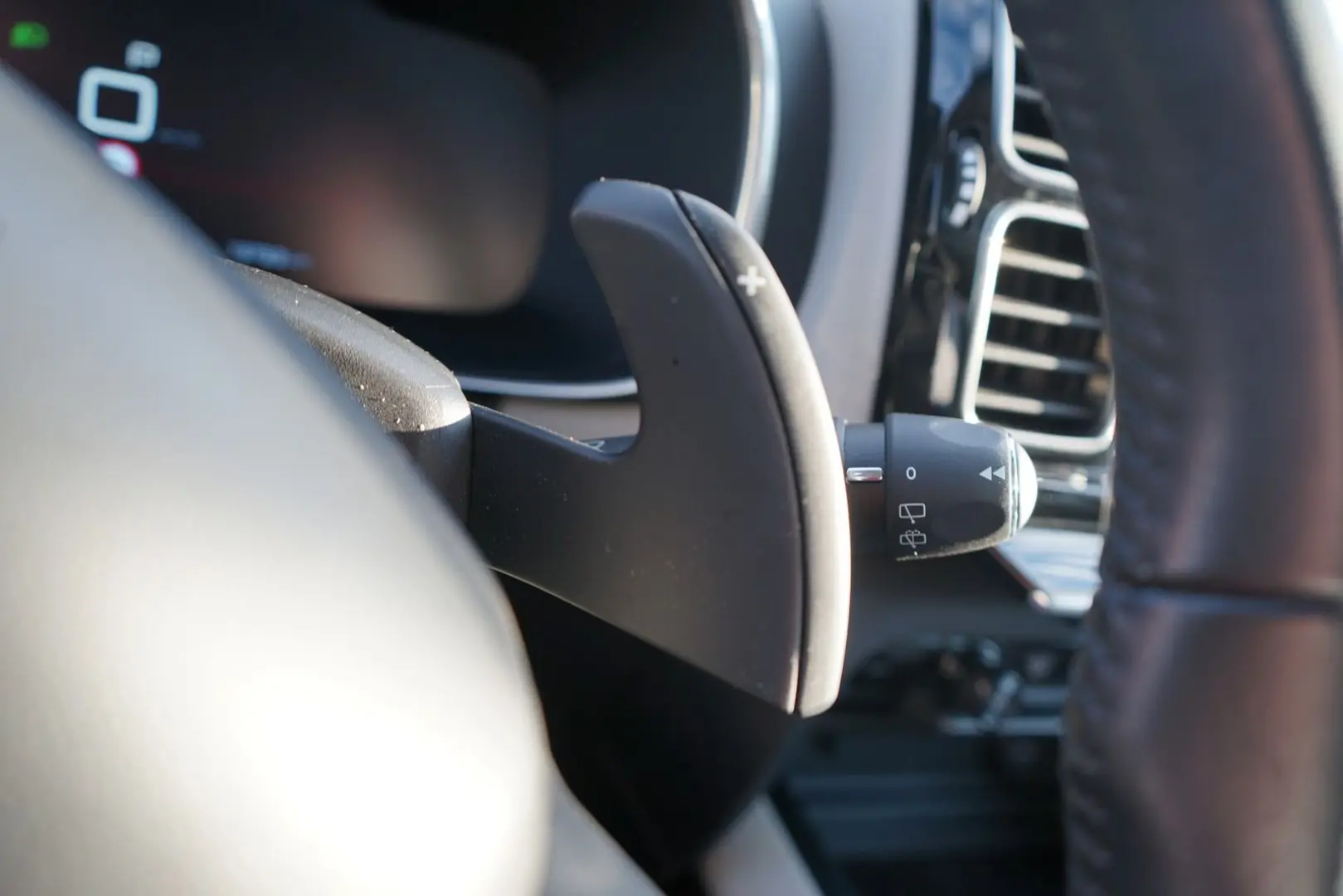 C5 Aircross BlueHDI 180 AT LED Navi SHZ Kam VC A