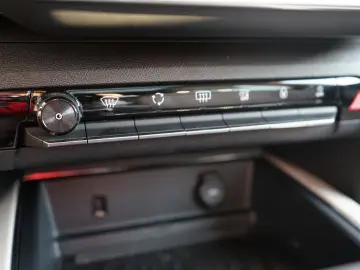 C5 Aircross BlueHDI 180 AT LED Navi SHZ Kam VC A