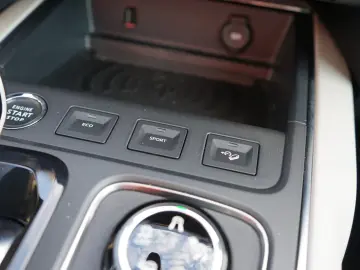 C5 Aircross BlueHDI 180 AT LED Navi SHZ Kam VC A