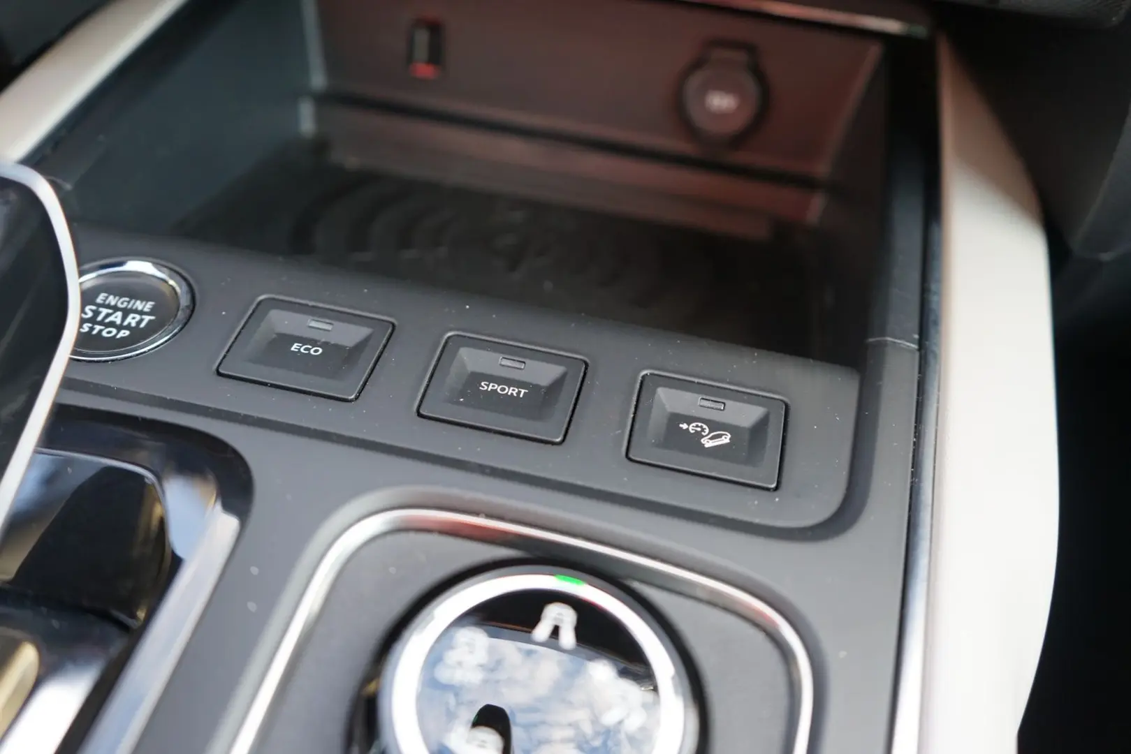 C5 Aircross BlueHDI 180 AT LED Navi SHZ Kam VC A