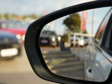 C5 Aircross BlueHDI 180 AT LED Navi SHZ Kam VC A