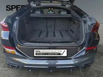 BMW X6 M60i