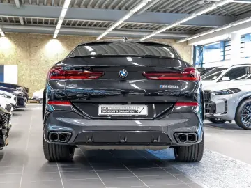 BMW X6 M60i