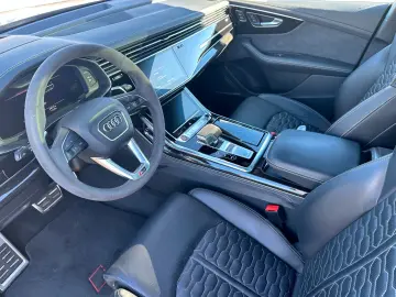 RSQ8 4.0 TFSI Keramik Dynamik  RS-Abgas Pano HD