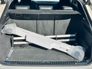 RSQ8 4.0 TFSI Keramik Dynamik  RS-Abgas Pano HD