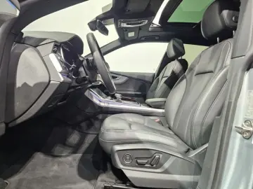 Q8 55 TFSI Q. S Line Black Pano Matrix HuD 22''